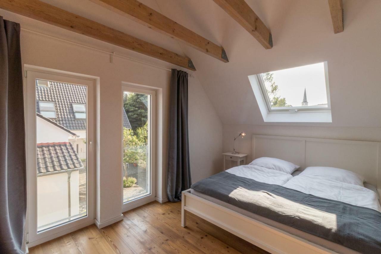 Ferienhaus Traumhaus Mit „park“: Landidylle Mitten Im Zentrum