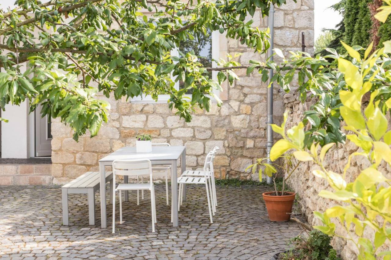 Traumhaus Mit „park“: Landidylle Mitten Im Zentrum Holiday home Mainz